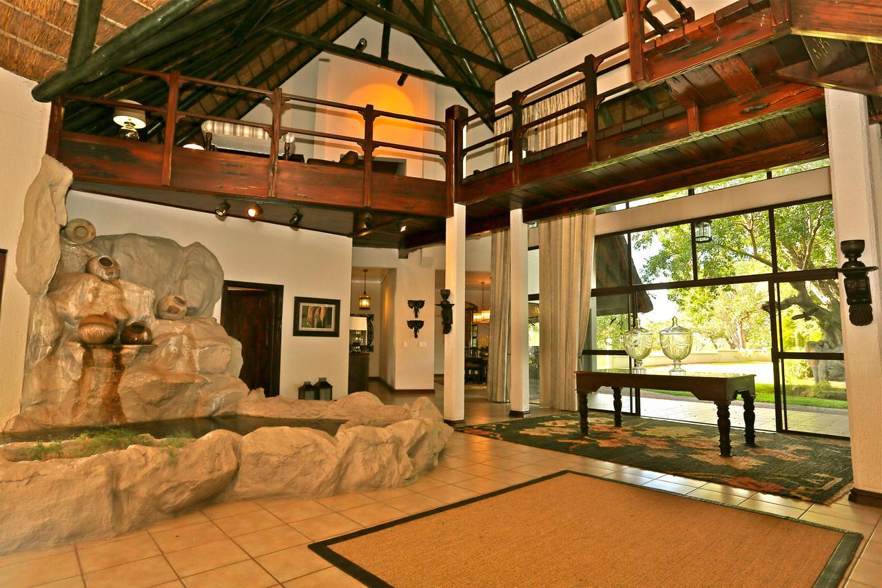 La Rochelle Lodge Okaukuejo Dış mekan fotoğraf