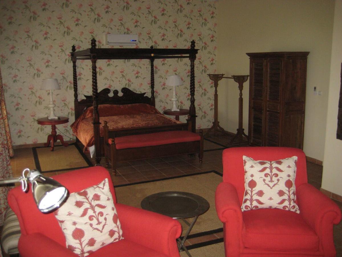 La Rochelle Lodge Okaukuejo Dış mekan fotoğraf