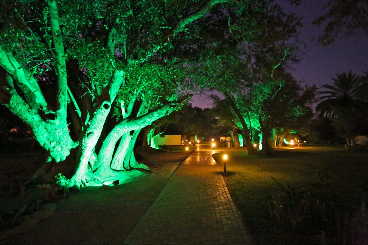 La Rochelle Lodge Okaukuejo Dış mekan fotoğraf